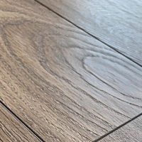 Embossed-vinyl-flooring